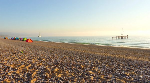 Vivez l'aventure au camping Vias : entre mer et loisirs !